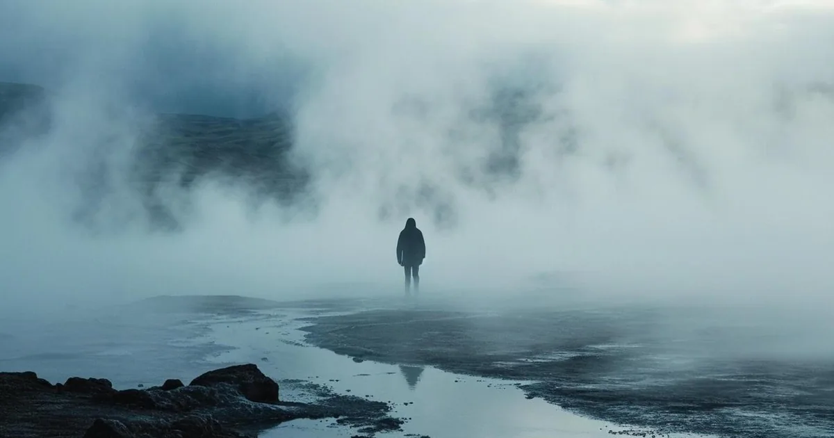 spirit of the deceased nearby: dreams about it and calls you — how to let go