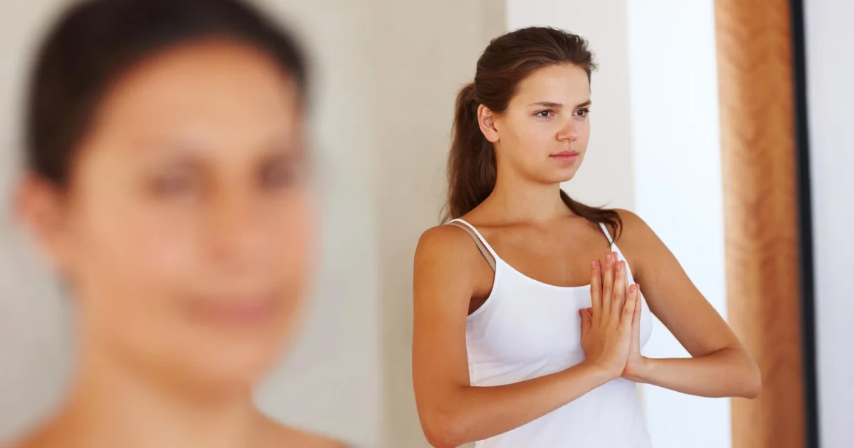 Energy Vampire: 12 Signs That One Is Right Next to You