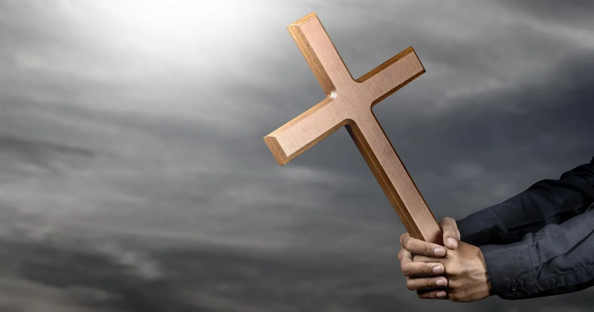 possession signs: stages, types and when a priest is needed
