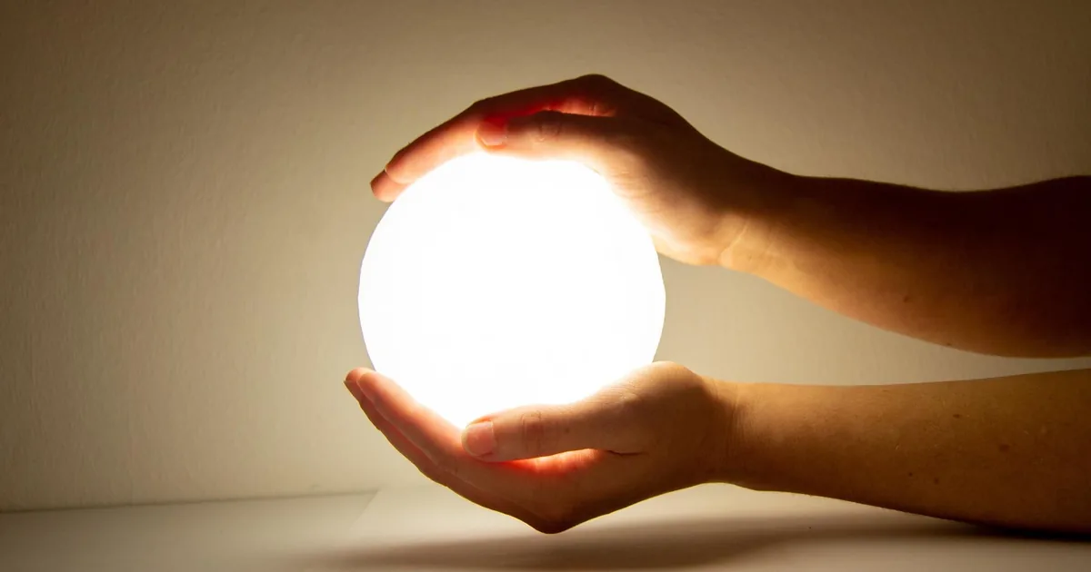 Working with a pendulum: yes-no answers — training from scratch