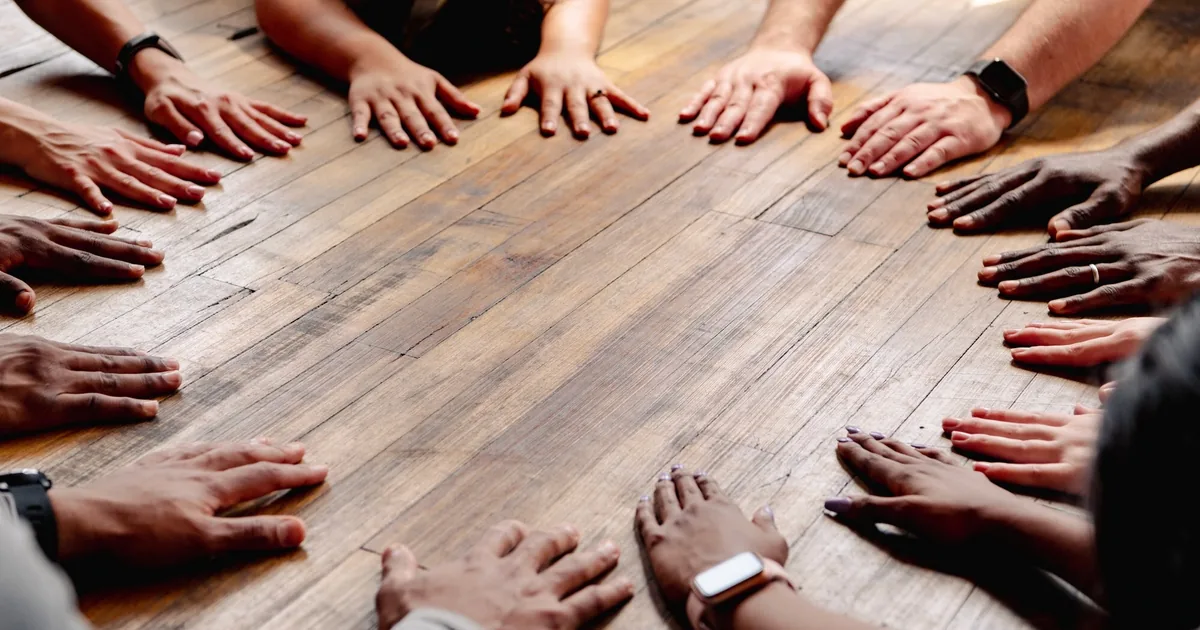 Séance spirite : règles et dangers