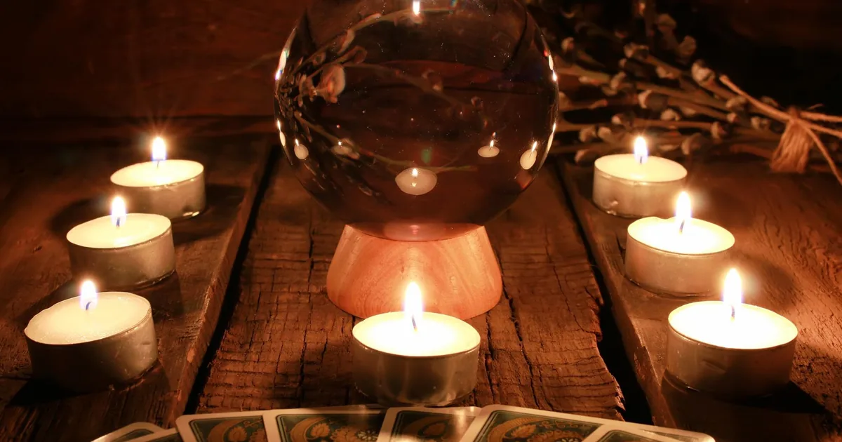 Online Tarot: 7 Spreads You Can Do Yourself